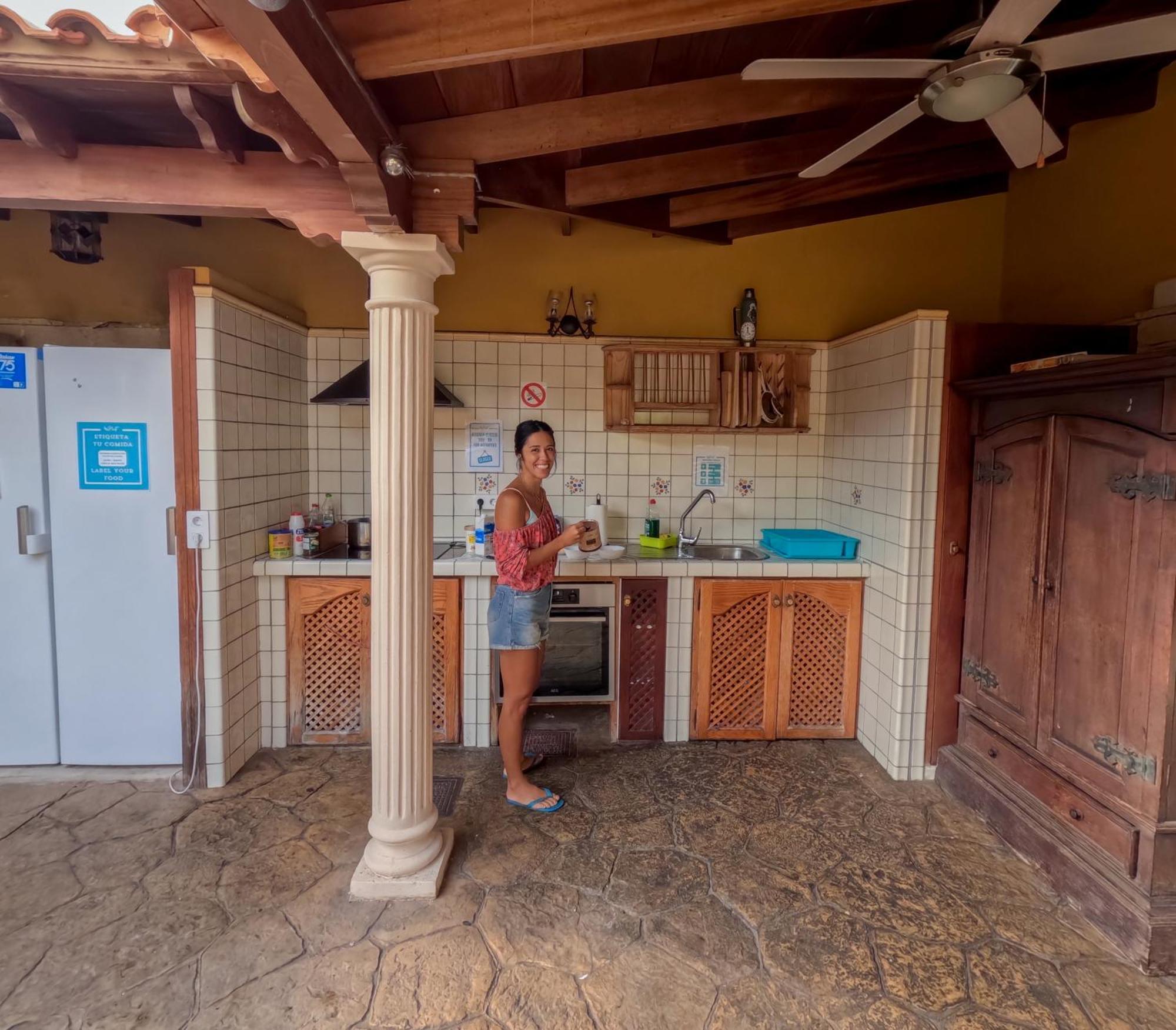 Duque Nest Hostel Адехе Екстер'єр фото
