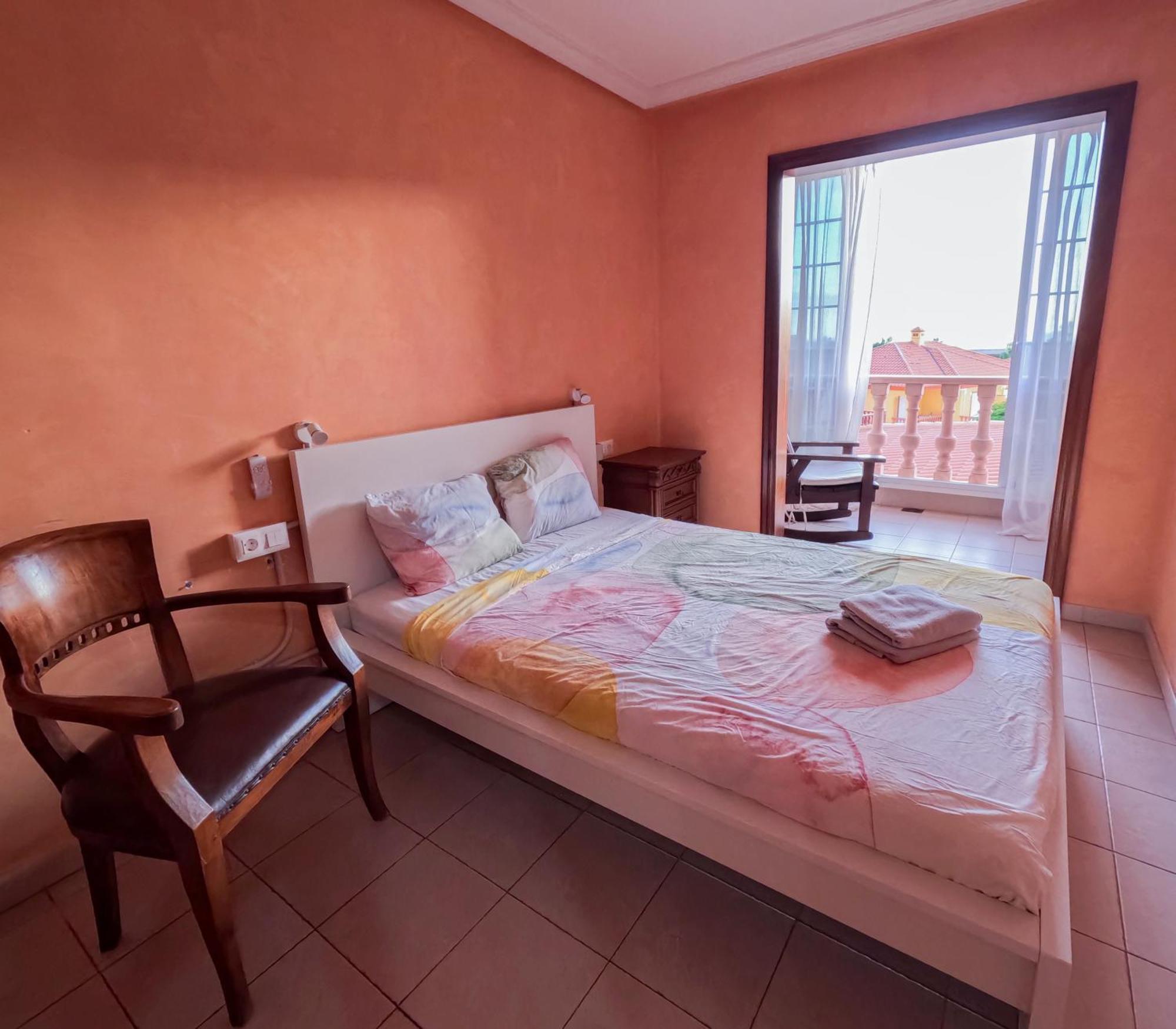 Duque Nest Hostel Адехе Екстер'єр фото
